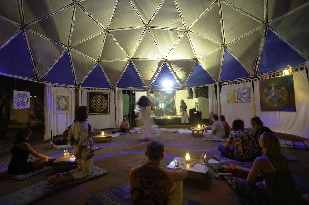 ホテル The Mandala マンドレム エクステリア 写真